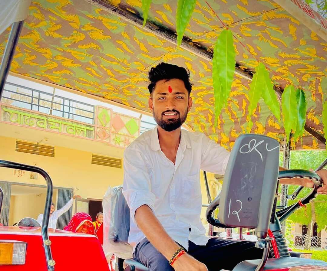 कजोड़ के नाम से मशहूर राकेश कुमार यादव की कॉमेडी लोगों को आती बेहद पसंद 57 कजोड़ के नाम से मशहूर राकेश कुमार यादव की कॉमेडी लोगों को आती बेहद पसंद