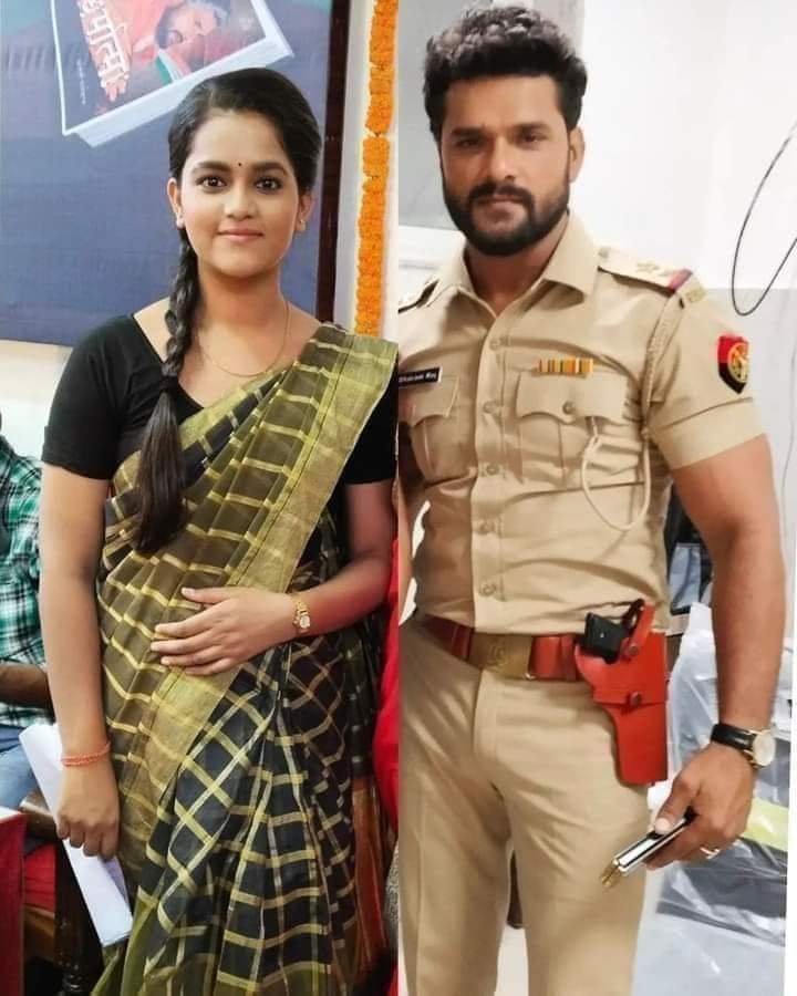 बेटी कृति के जन्मदिन पर भावुक हुए सुपर स्टार खेसारीलाल यादव, कहा – जुग जुग जिए बिटिया रानी 57 WhatsApp Image 2022 09 27 at 20.09.40