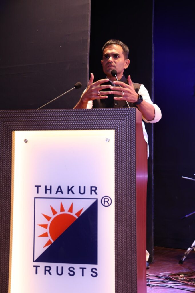 देश को नशामुक्त बनाने के अभियान में अहम रोल निभा रहे ईमानदार अफ़सर समीर वानखेड़े को मिला एक और सम्मान 58 WhatsApp Image 2022 10 21 at 7.36.58 PM