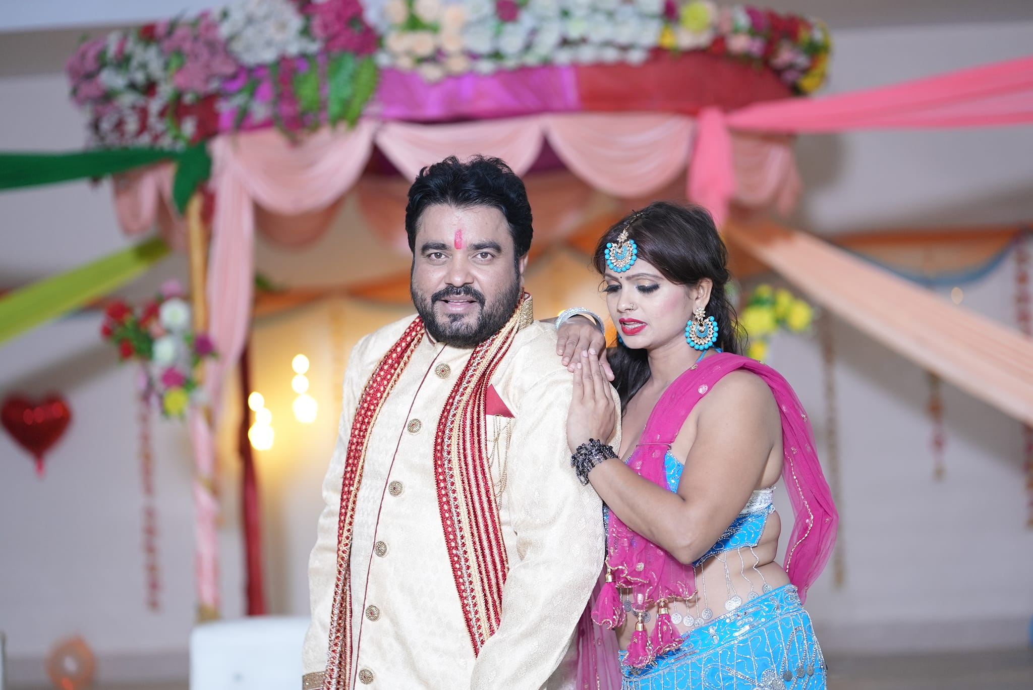 संग्राम सिंह पटेल के आवज में नया गाना "अब नाहीं नाचब बाराती में" डॉली गुप्ता के साथ। 57 संग्राम सिंह पटेल के आवज में नया गाना "अब नाहीं नाचब बाराती में" डॉली गुप्ता के साथ।