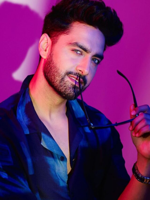 शेमारू उमंग पर प्रसारित होने वाले 'गौना एक प्रथा' में अपनी मुख्य भूमिका से रोहित पुरोहित दर्शकों को जल्द करेंगे मंत्रमुग्ध! 57 शेमारू उमंग पर प्रसारित होने वाले 'गौना एक प्रथा' में अपनी मुख्य भूमिका से रोहित पुरोहित दर्शकों को जल्द करेंगे मंत्रमुग्ध!